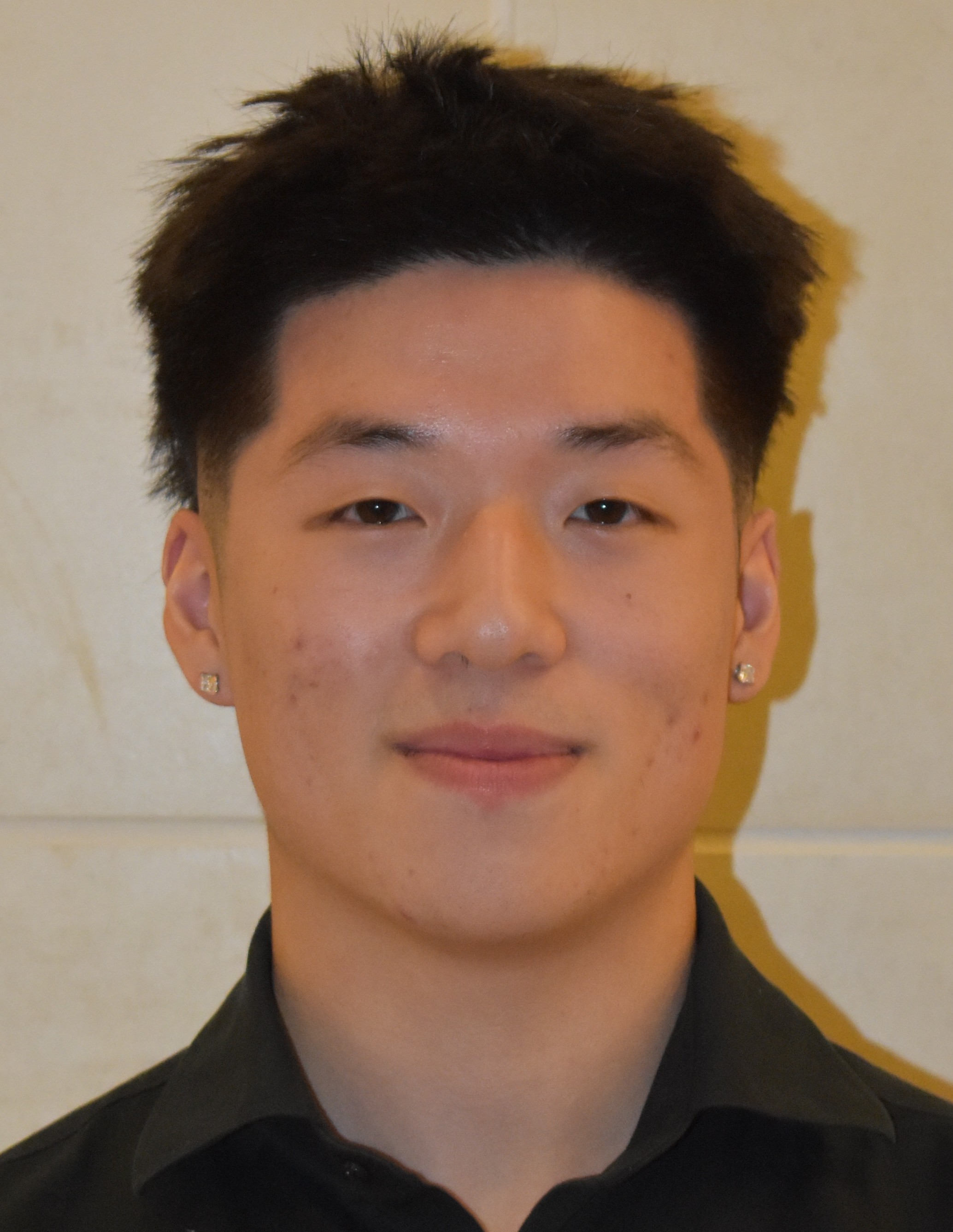 Headshot of Ryan Huang